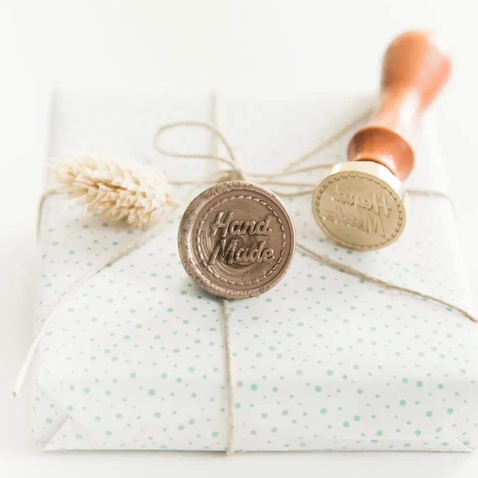 Jessy at Sea Handmade lakstempel rond 25 mm tekst