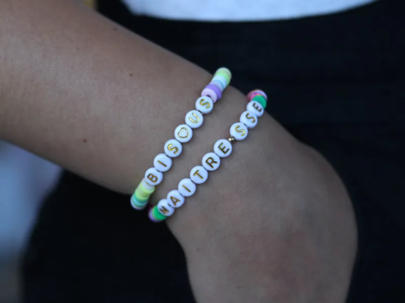 La Petite Epicerie Bisous letterkralen wit armband
