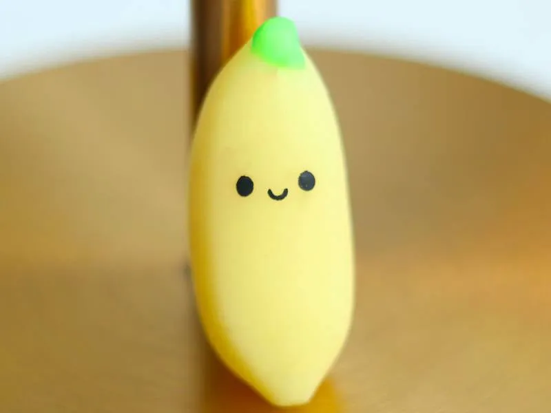 La Petite Epicerie Mini Squishy banaan knijpspeelgoed geel
