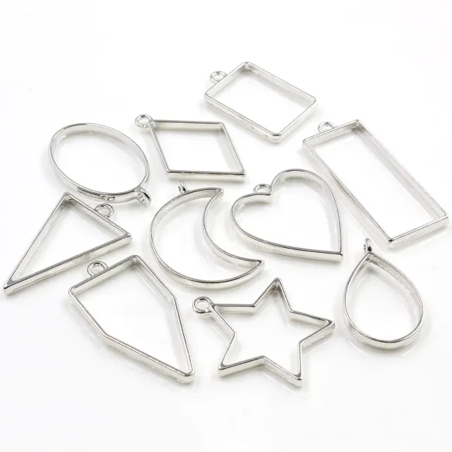Bijounique set 10 hangers open frames 20-40 mm zilver goud