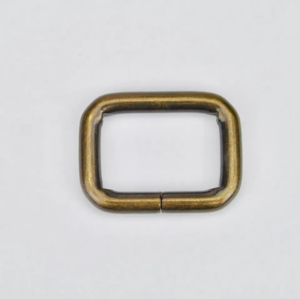 Leather House Rechthoekige Ring Oud Goud 30 mm