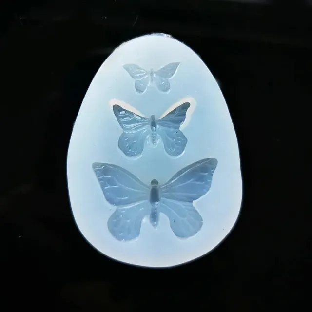 Bijounique Vlinders gietmal 2-4 cm per stuk siliconen