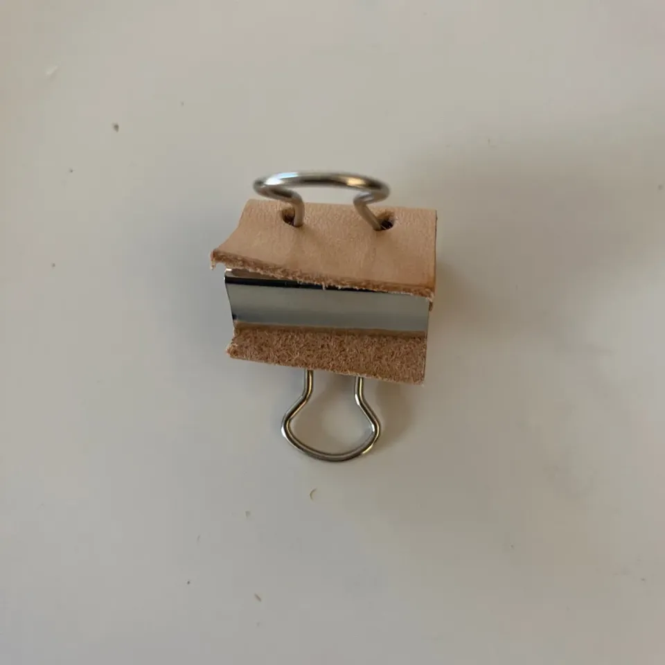Leather House paperclips leer 2,5 cm 4 stuks plantaardig