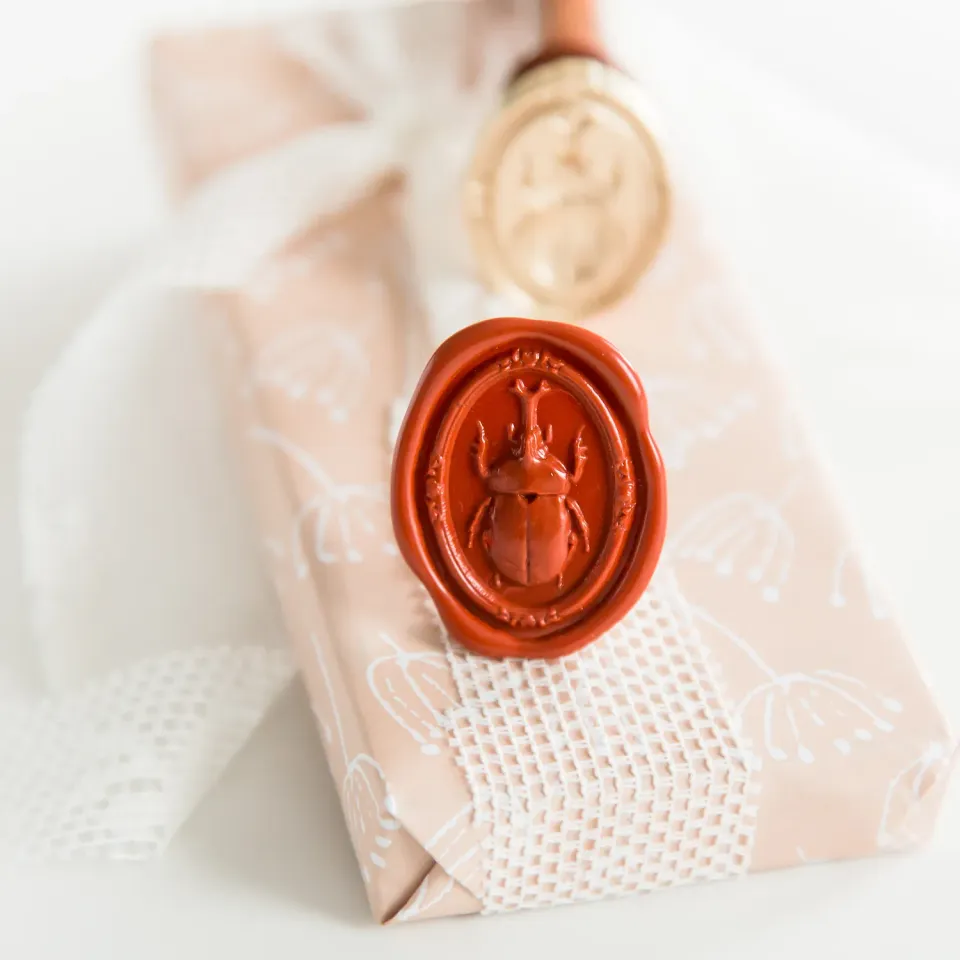 Jessy at Sea Scarab lakstempel 25x34 mm kever