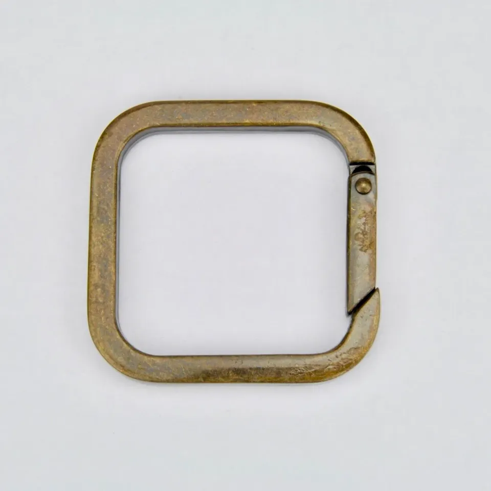 Leather House vierkante veerring 40 mm oud goud per stuk