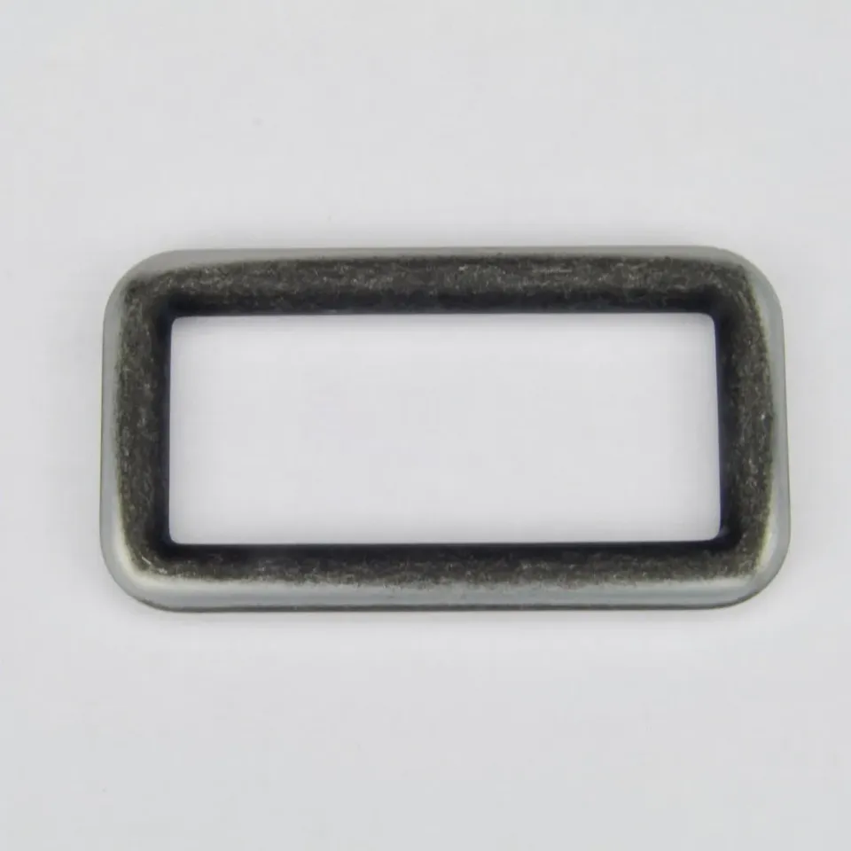 Leather House rechthoekige ring 45 mm zwart destroyed