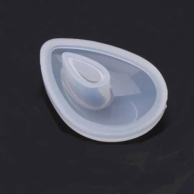 Bijounique 74 Druppel open siliconenmal 6,5 cm