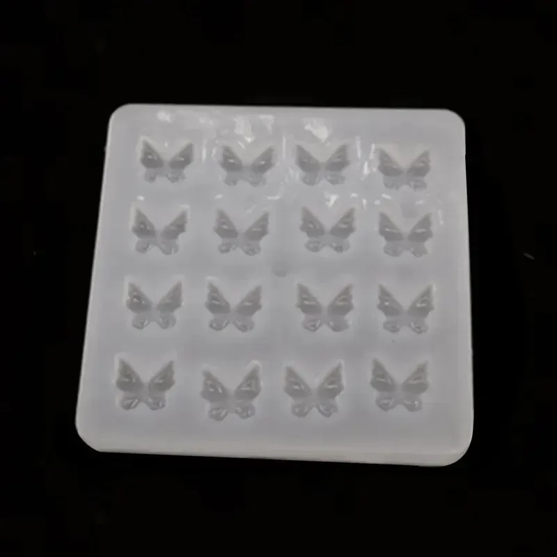 Bijounique Mal Vlindertjes 16-vaks Siliconen 10 mm
