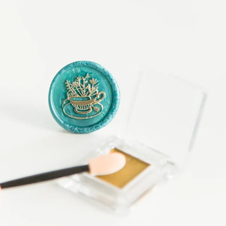 Jessy at Sea Gold waxpoeder goud highlight
