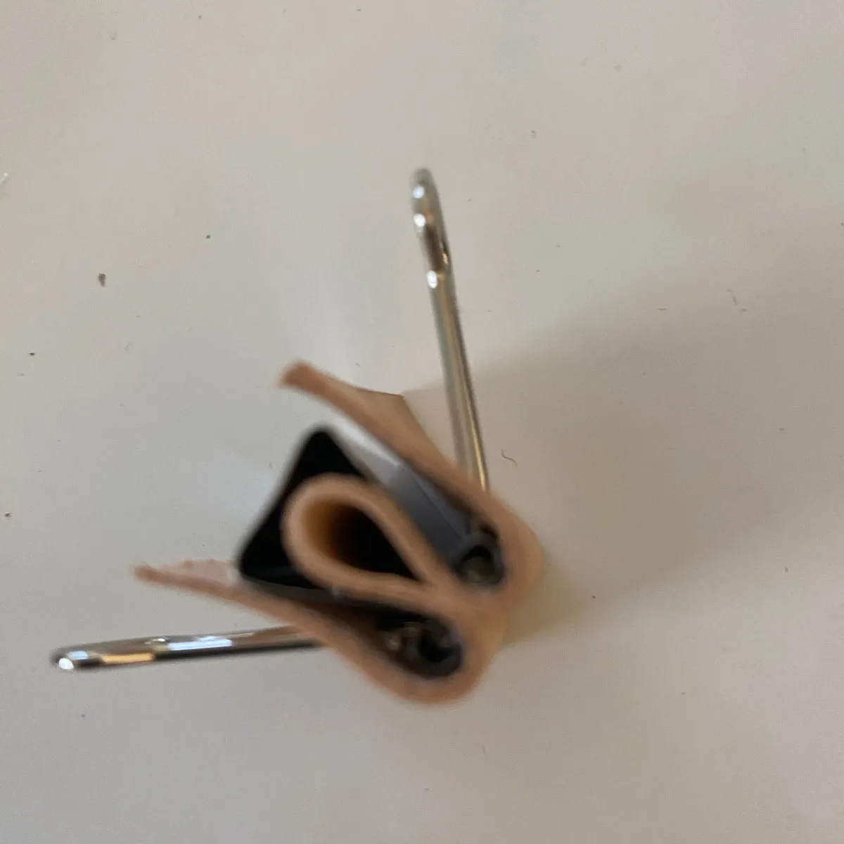 Leather House paperclips leer 2,5 cm 4 stuks plantaardig