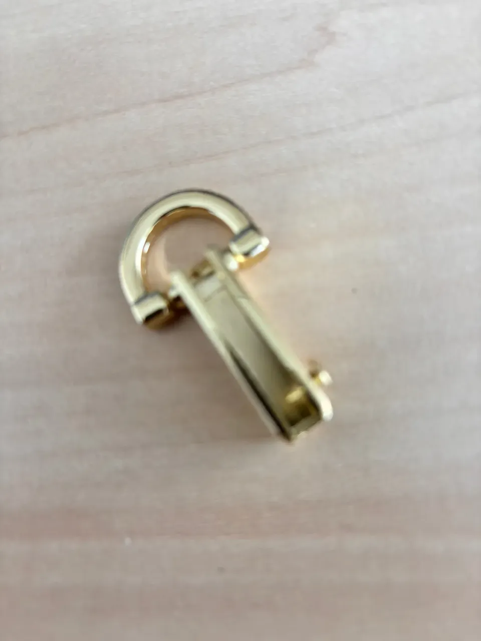 Leather House Handvatbevestiger Gold 12x30x8 mm goud