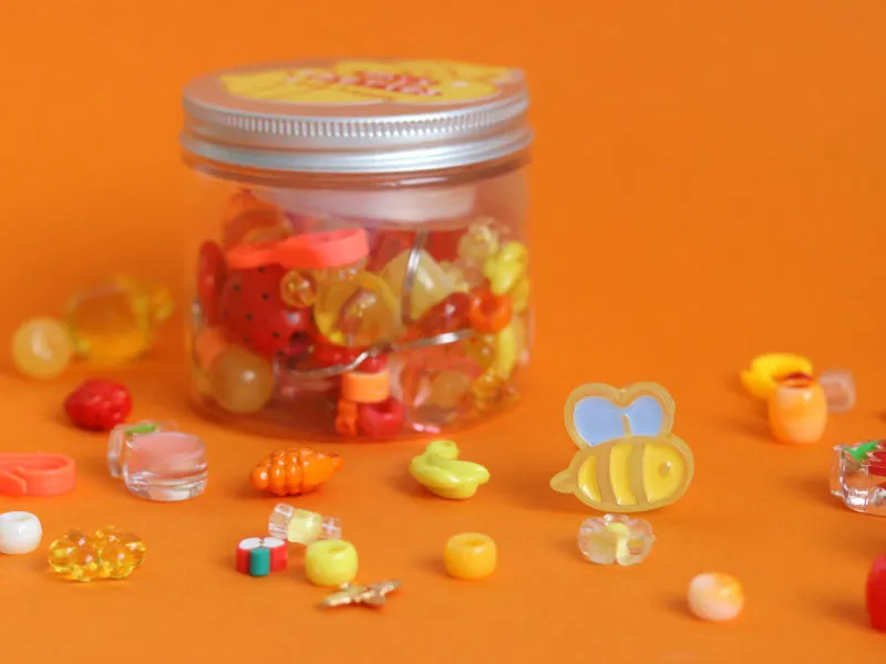 La Petite Epicerie Bee Happy kralenmix geel oranje 80 gram