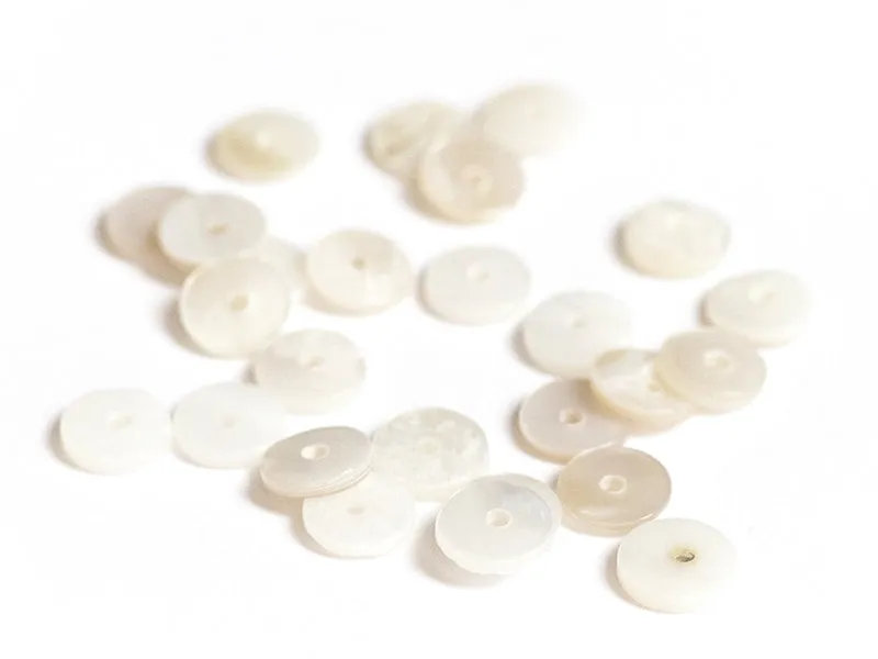 La Petite Epicerie heishi kralen parelmoer wit 6 mm 20 stuks