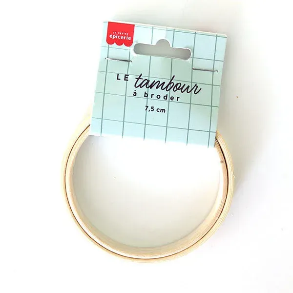La Petite Epicerie borduurring 7,5 cm beige plastic rond