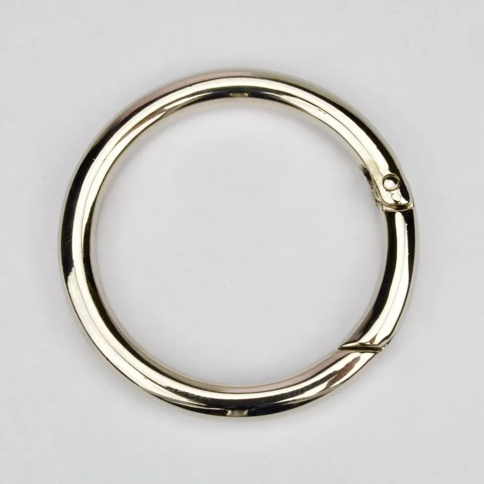Leather House Ring met Veer Silver 50 mm sleutelring per stuk