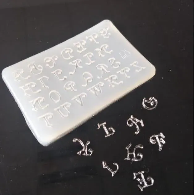 Bijounique 81A Alfabet siliconen letters mal 1 cm