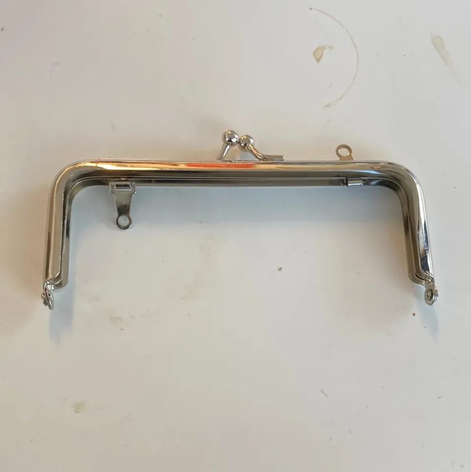 Leather House tasbeugel zilver 12 cm voor portemonnee