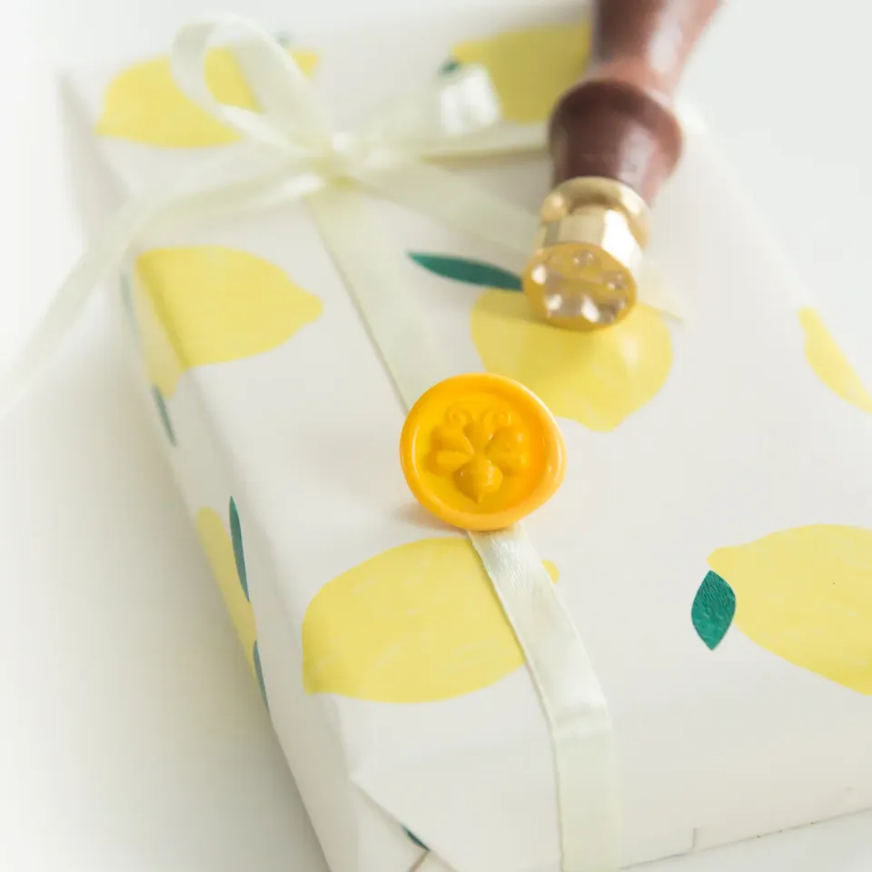 Jessy at Sea Mini Bee wax stempel 15 mm bij
