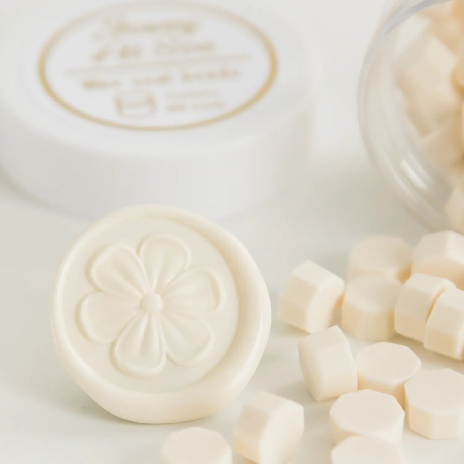 Jessy at Sea Cream White zegelwax wit 100 parels
