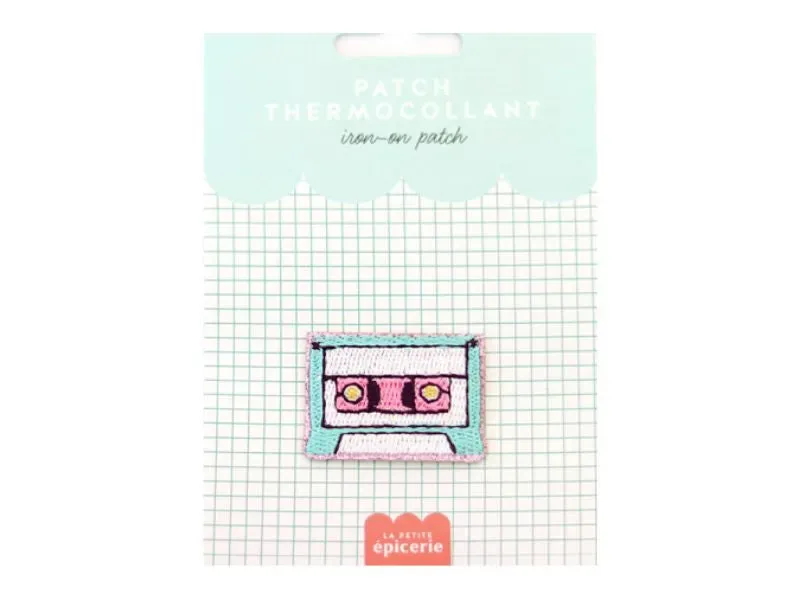 La Petite Epicerie Cassette strijkpatch geborduurd retro