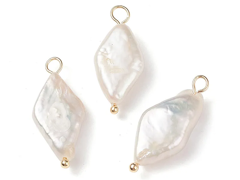 La Petite Epicerie hanger ruit zoetwaterparel goud 23x10mm