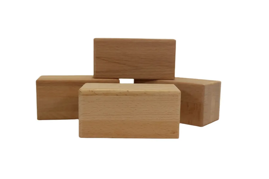 Astrid Brouwers mijlpaal houten blok beukenhout 12x6x6 cm