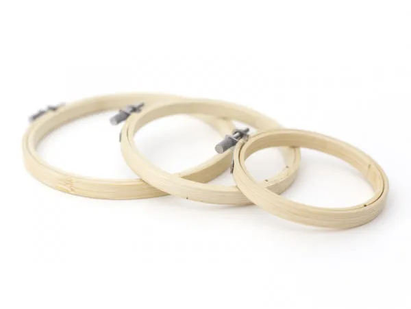 La Petite Epicerie Borduurring Plastic Beige 15 cm