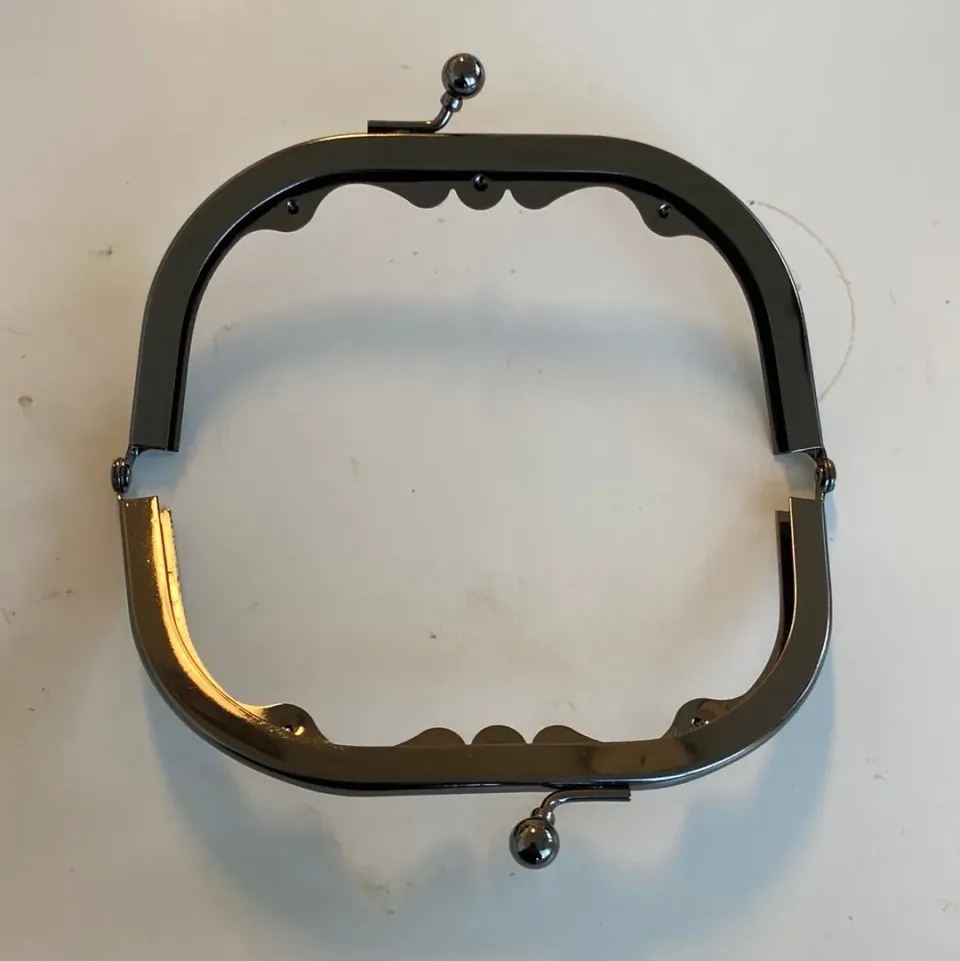 Leather House portemonnee beugel 12 cm zwart gun metal