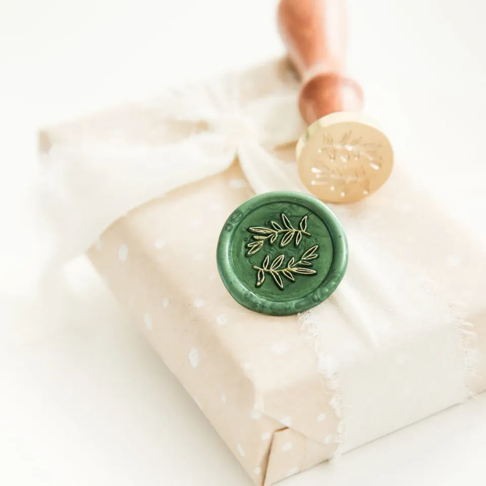 Jessy at Sea Olive Branches wax stempel 25mm olijftak