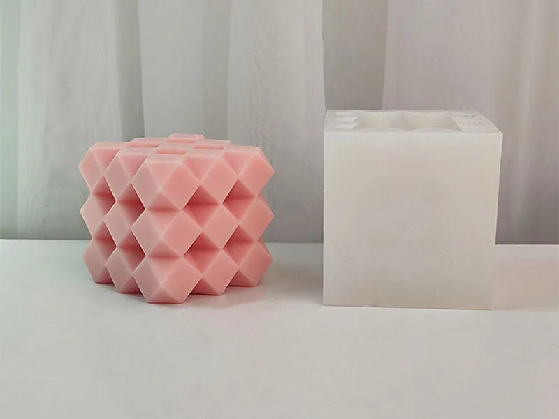 La Petite Epicerie Kubus siliconen mal facet 7,2 cm