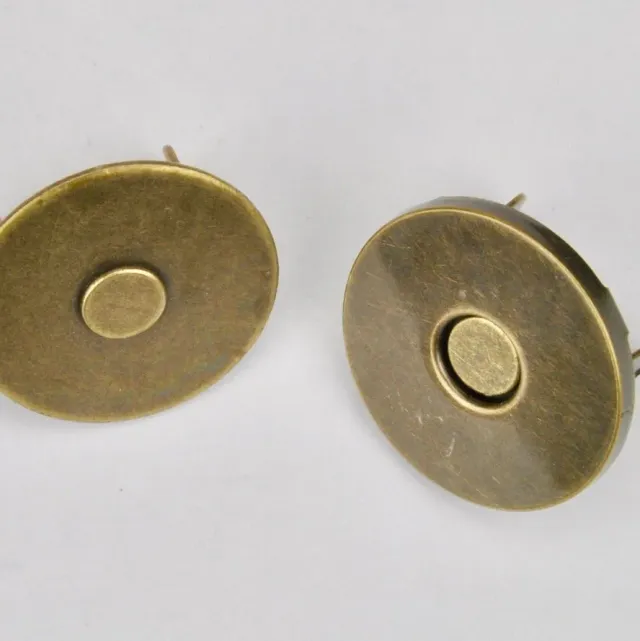 Leather House Brass 18mm magneet oudgoud ultra dun