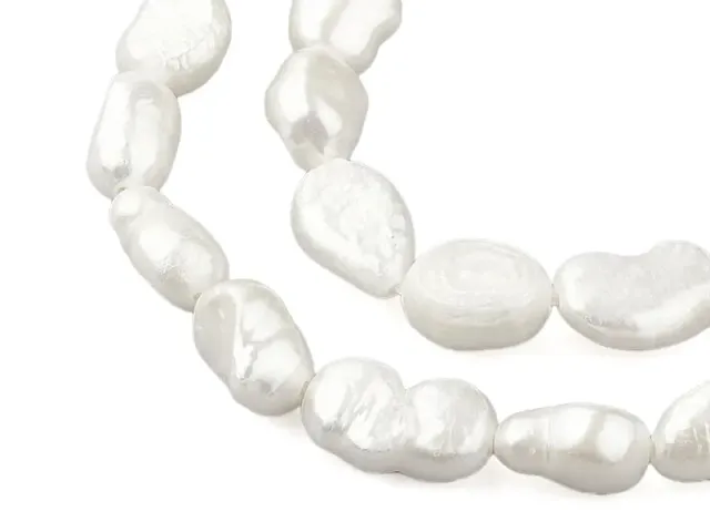 La Petite Epicerie onregelmatige zoetwaterparels 8-14 mm wit 10 stuks