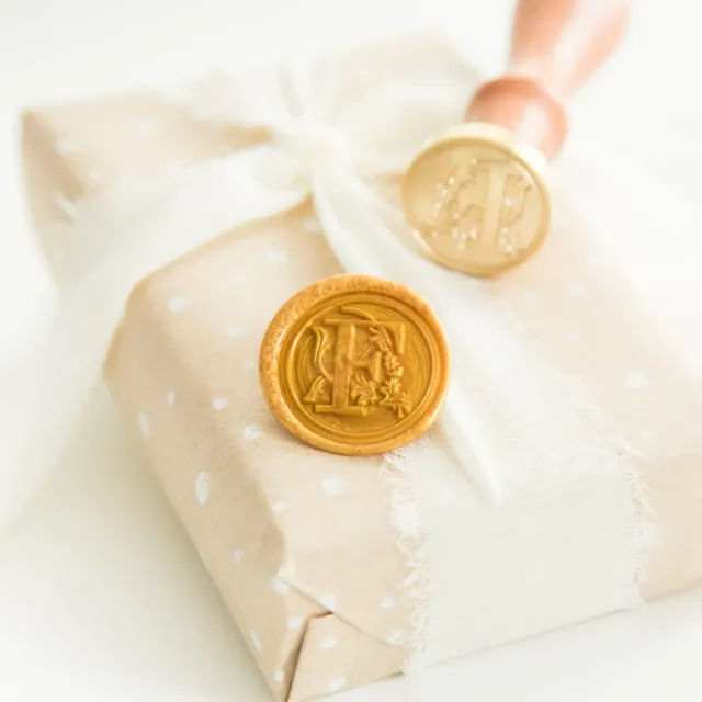 Jessy at Sea Letter F waxstempel 25 mm initiaal