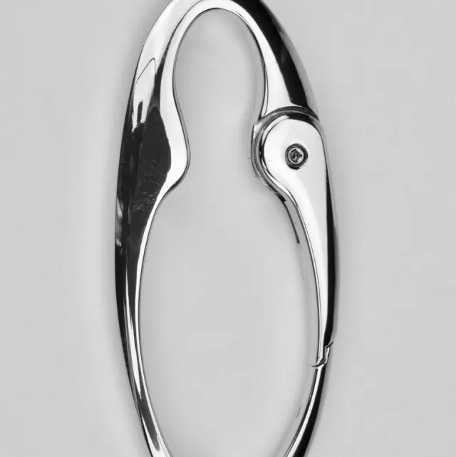 Leather House ovale ring met veer 65 mm zilver karabijn