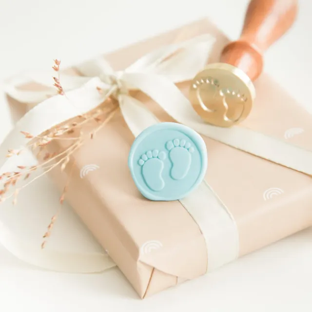 Jessy at Sea Baby Feet wax stempel 25 mm geboorte