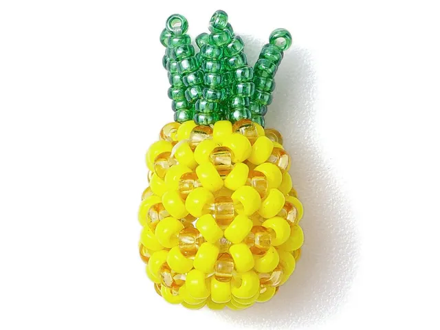 La Petite Epicerie Ananas bedel rocailles geel 21,5 mm