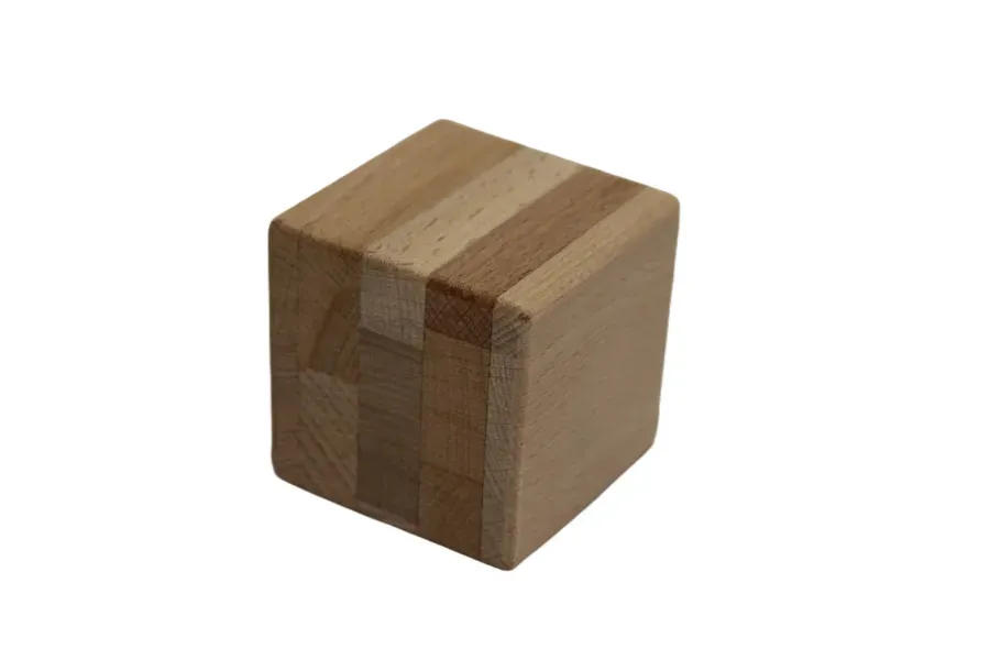 Astrid Brouwers mijlpaal blok beukenhout 6x6x6 cm